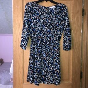 Black floral keyhole dress